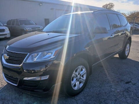 2017 Chevrolet Traverse for sale at Lakeshore Auto Wholesalers in Amherst OH