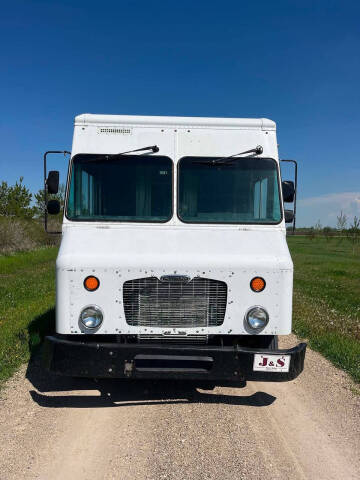 2010 Freightliner MT45 Chassis