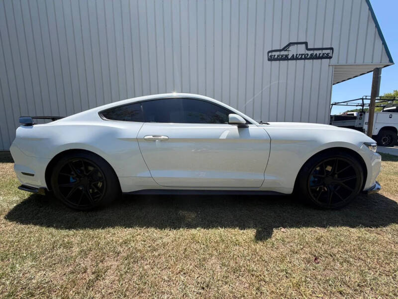 2016 Ford Mustang V6
