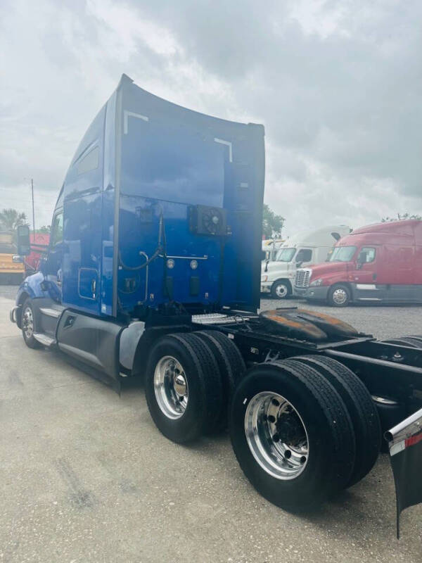 2020 Kenworth T-680