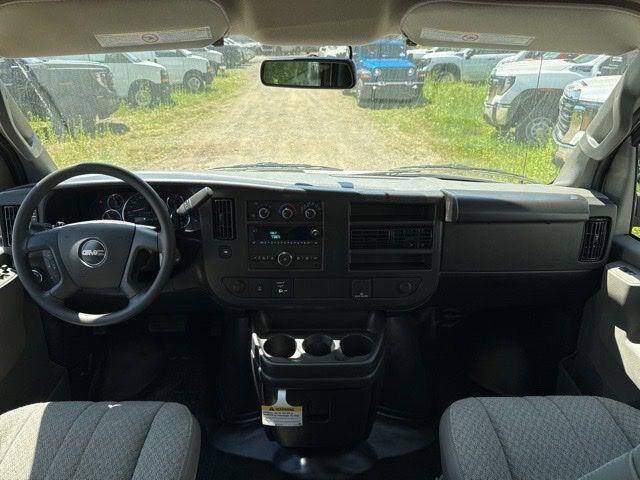 2026 GMC Savana 2500