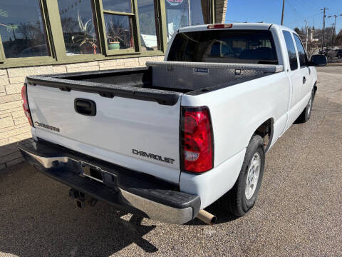 2004 Chevrolet Silverado 1500 LS