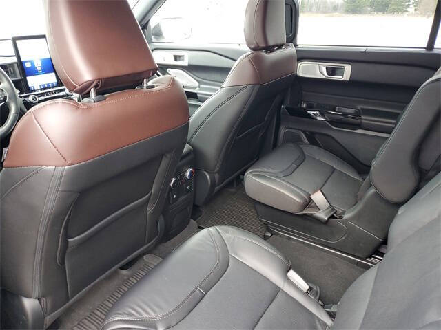 2022 Ford Explorer Platinum