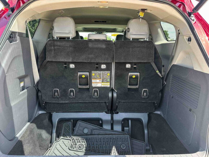 2021 Toyota Sienna