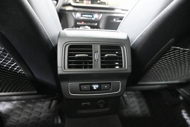 2022 Audi SQ5 3.0T quattro Premium Plus