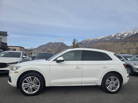 2020 Audi Q5 quattro Premium Plus 45 TFSI