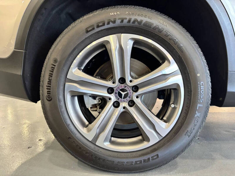 2021 Mercedes-Benz GLC GLC 300