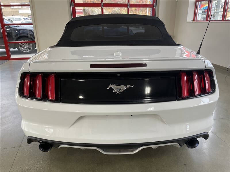 2017 Ford Mustang EcoBoost Premium