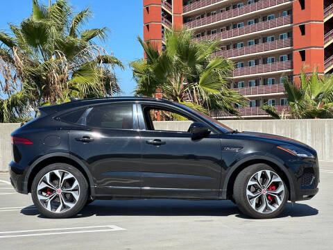 2019 Jaguar E-PACE P300 R-Dynamic SE