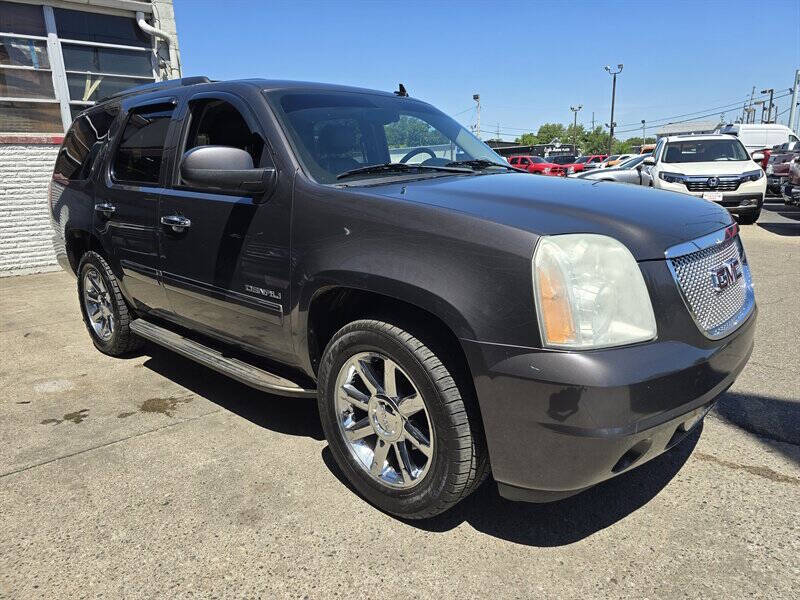 2011 GMC Yukon Denali