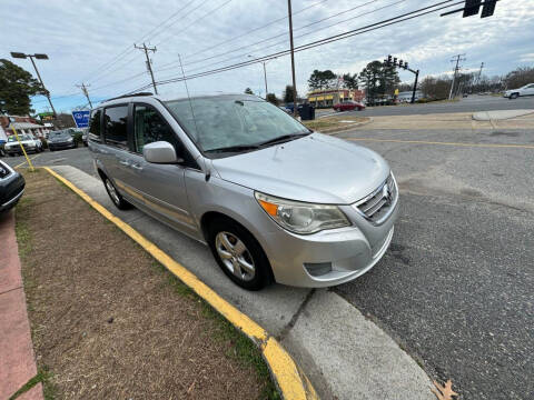 2011 Volkswagen Routan for sale at Bahia Auto Sales in Chesapeake VA