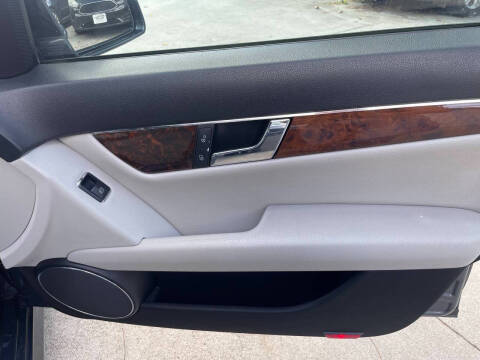 2010 Mercedes-Benz C-Class C 300 Sport