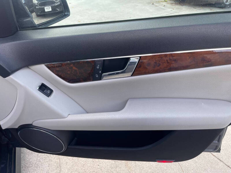 2010 Mercedes-Benz C-Class C 300 Sport