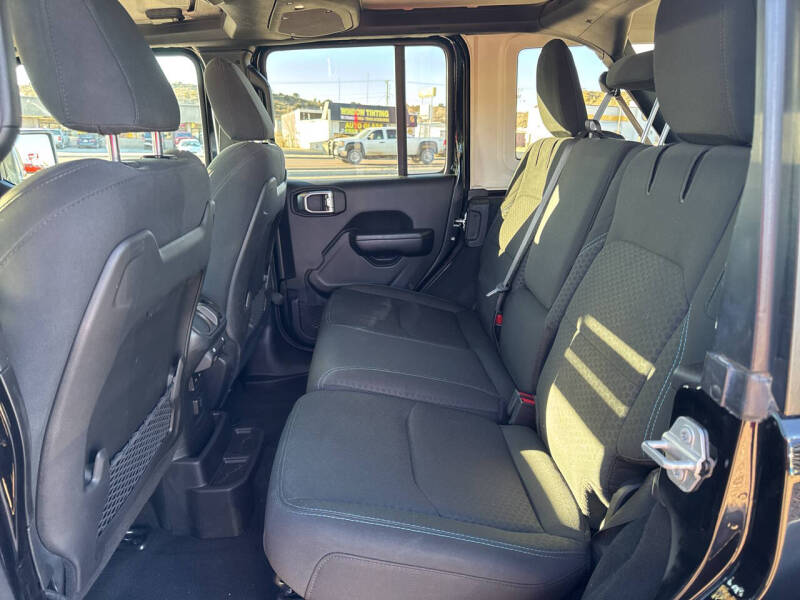 2024 Jeep Wrangler Rubicon 4xe