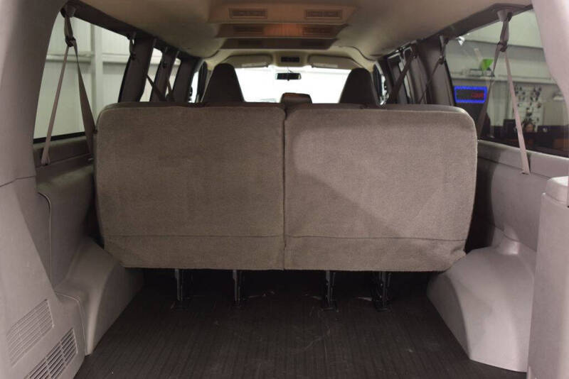 2026 Chevrolet Express LS 3500