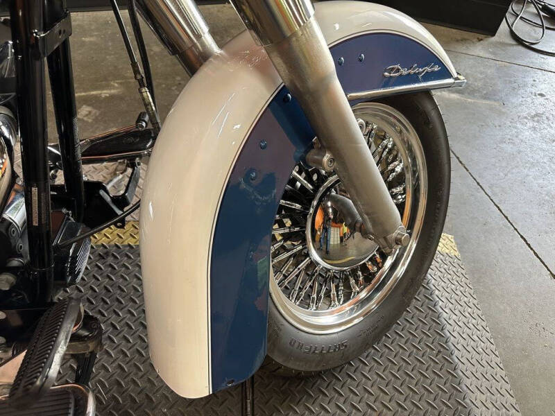2005 Harley-Davidson FLSTN - Softail Deluxe