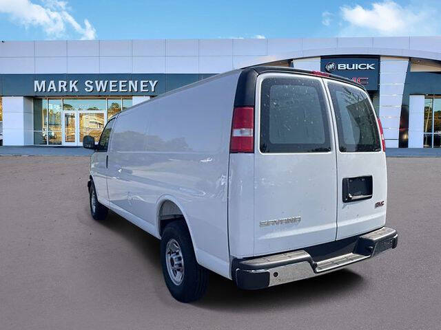 2025 GMC Savana 2500