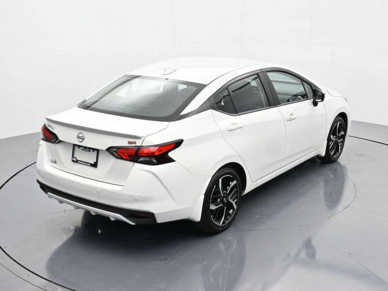 2025 Nissan Versa SR