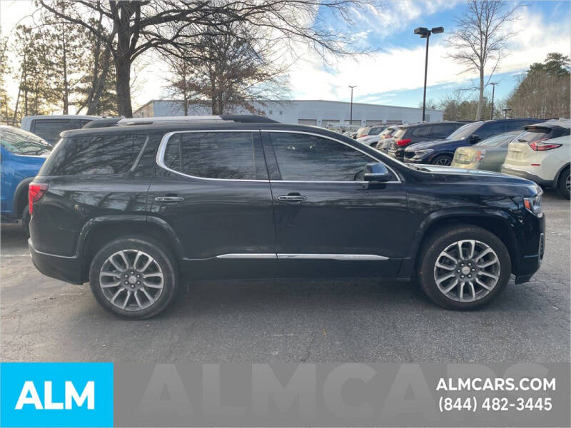 2022 GMC Acadia Denali