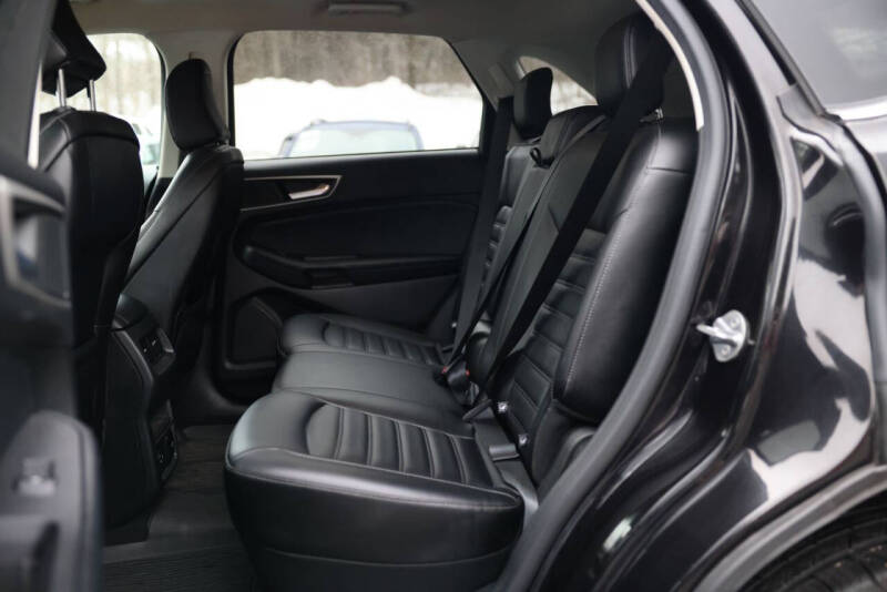 2022 Ford Edge SEL