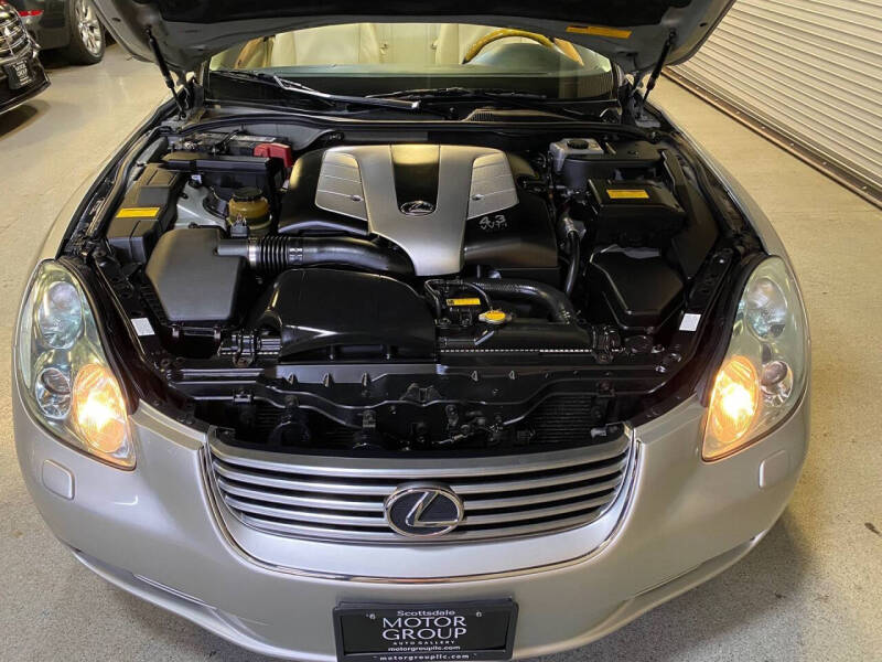 2005 Lexus SC 430