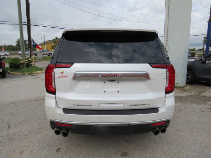 2021 GMC Yukon Denali
