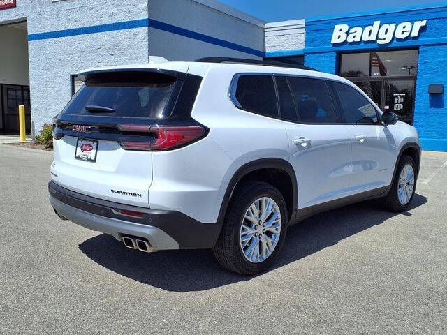 2025 GMC Acadia Elevation