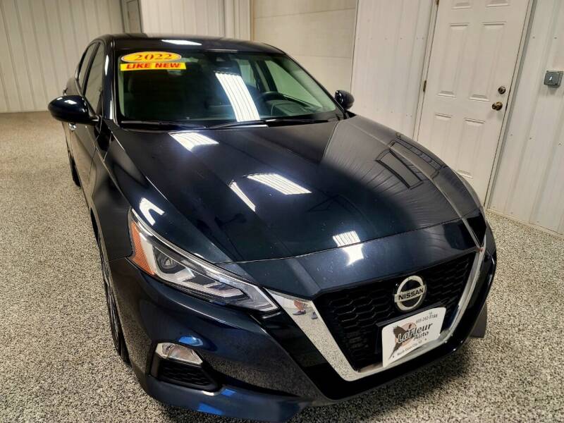 2022 Nissan Altima for sale at LaFleur Auto Sales in North Sioux City SD