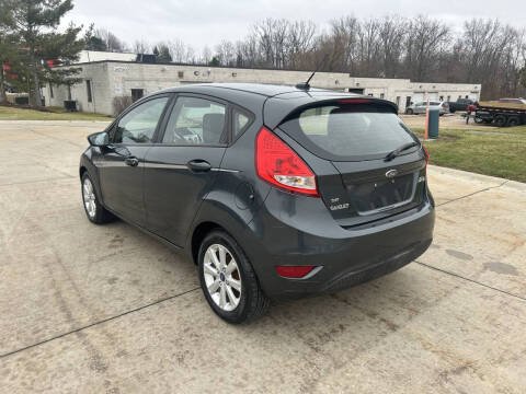 2011 Ford Fiesta SE