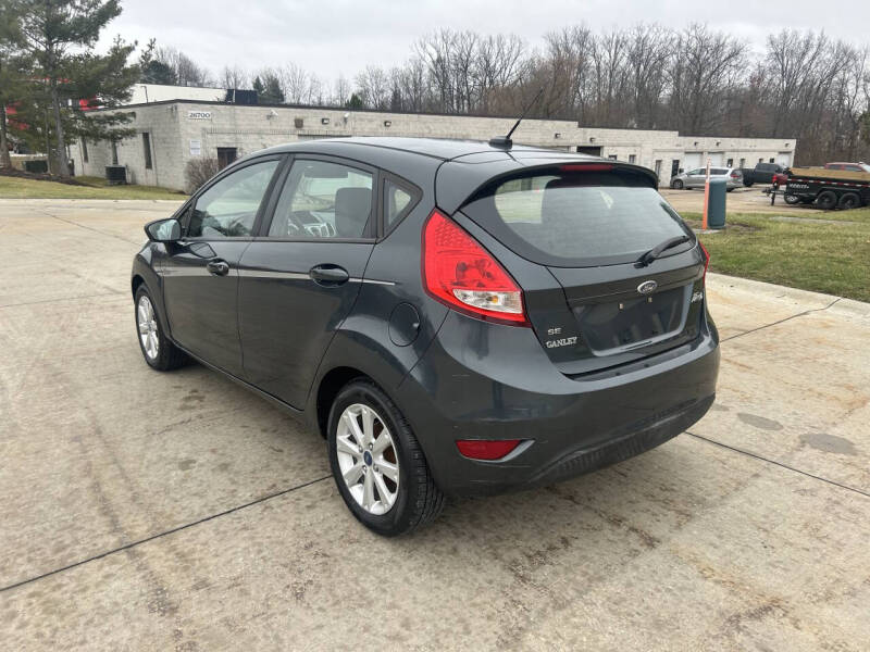 2011 Ford Fiesta SE
