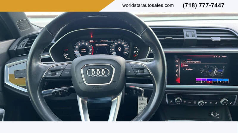 2022 Audi Q3 quattro Premium Plus 40 TFSI