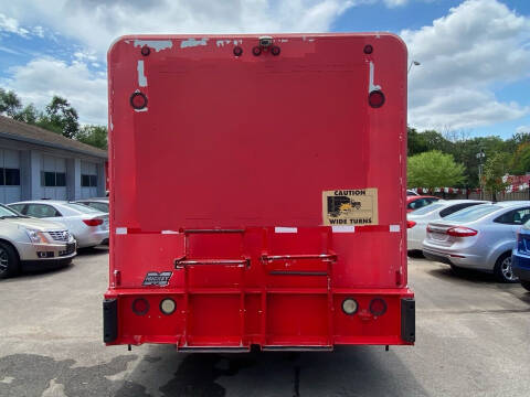 2000 International 4900