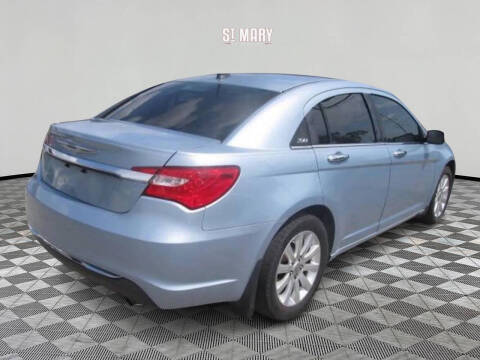 2013 Chrysler 200 Limited