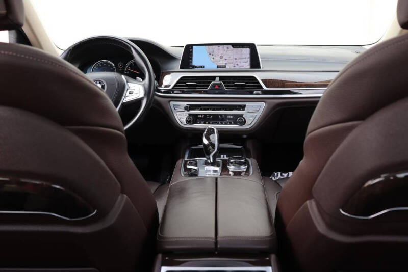 2016 BMW 7 Series 740i