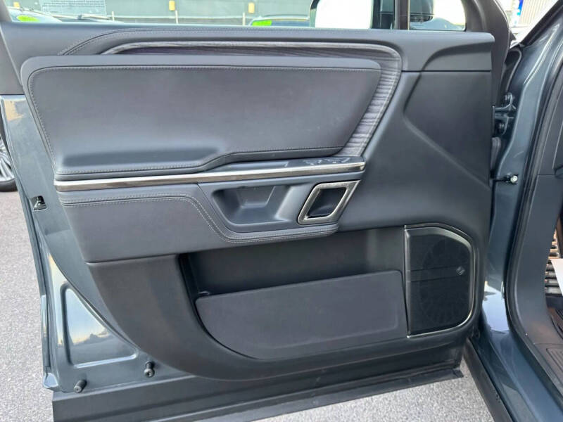 2023 Rivian R1T Adventure