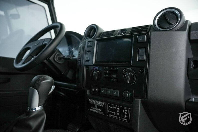 1986 Land Rover Defender