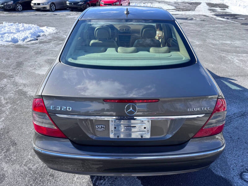 2008 Mercedes-Benz E-Class E 320 BlueTEC