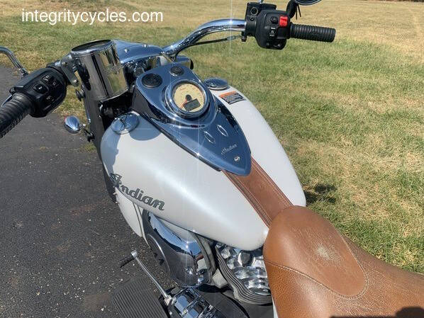 2016 Indian CHIEF CLASSIC WHITE