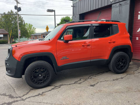 2016 Jeep Renegade for sale at Apple Auto Sales Inc in Camillus NY