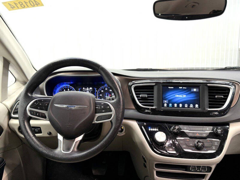 2021 Chrysler Voyager LXi