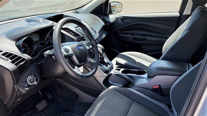 2016 Ford Escape S