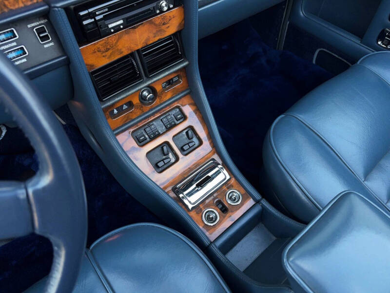 1989 Rolls-Royce Corniche