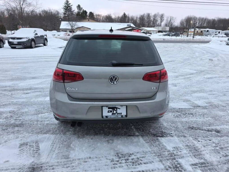 2016 Volkswagen Golf