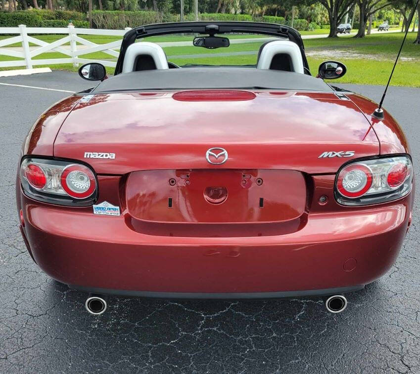 2006 Mazda MX-5 Miata for sale at VERO APEX in Vero Beach, FL