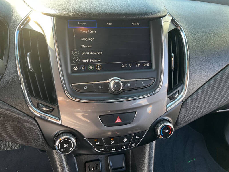 2019 Chevrolet Cruze LS