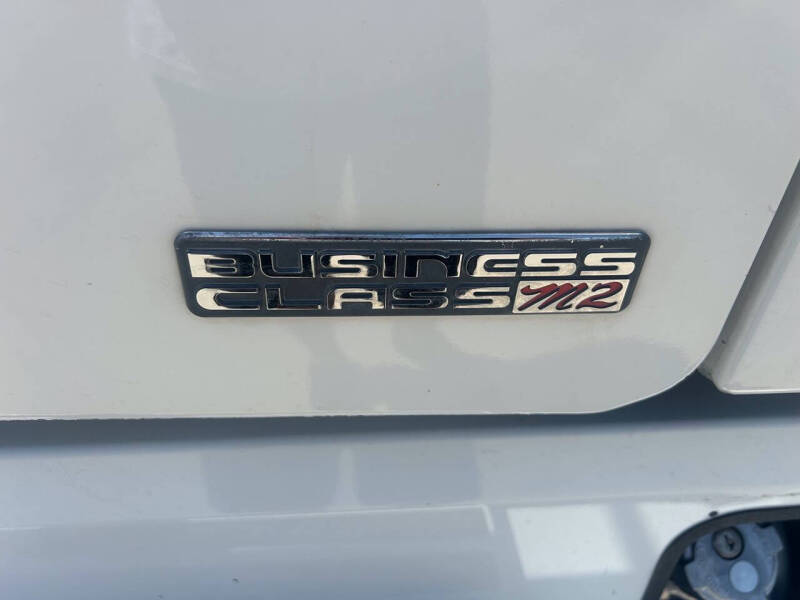 2007 Freightliner M2 106