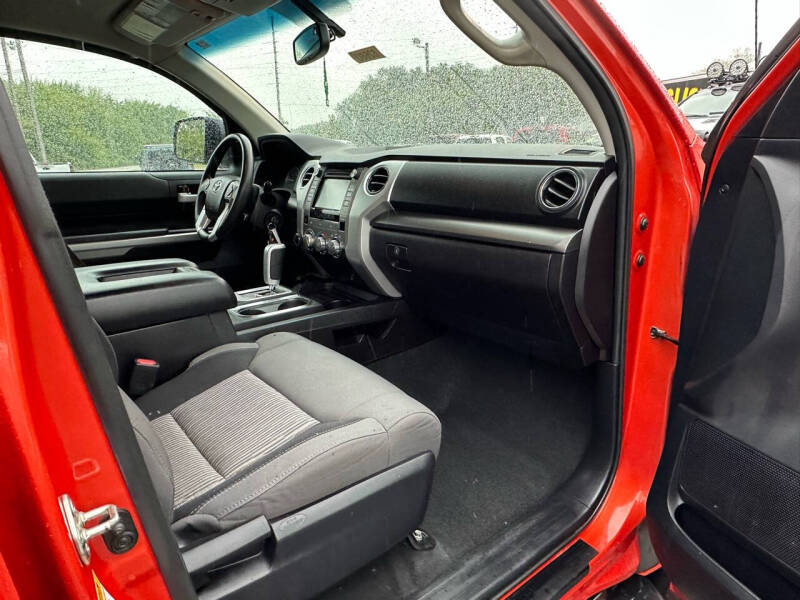 2016 Toyota Tundra SR5