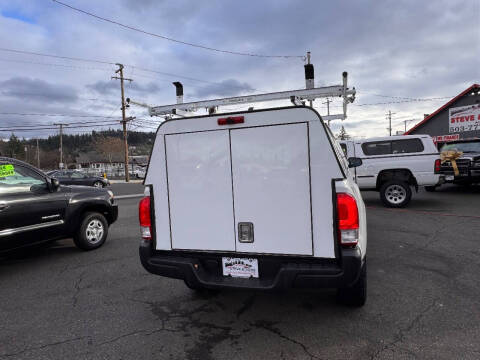 2016 Toyota Tacoma SR