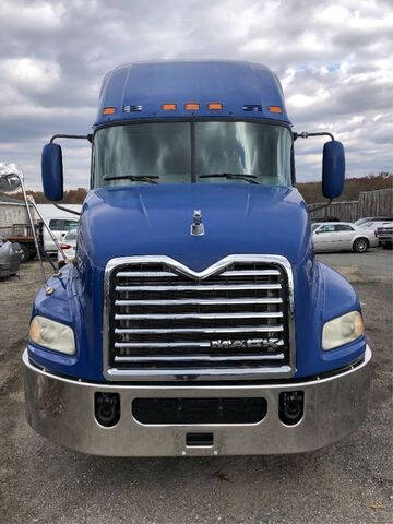 2008 Mack Pinnacle