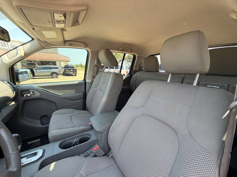 2021 Nissan Frontier SV